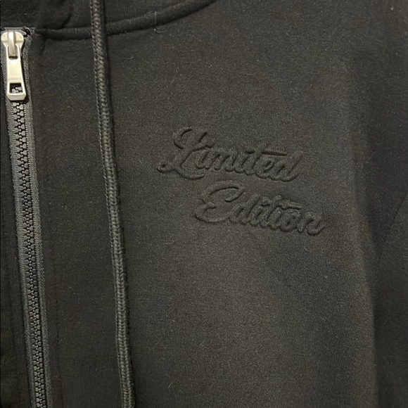 Urban Edge "Limited Edition" Full Zip Hoodie Size Medium - Picture 3 of 7